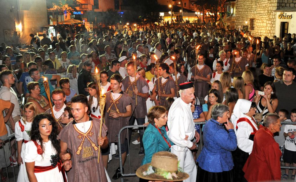 Turistike manifestacije, turizam