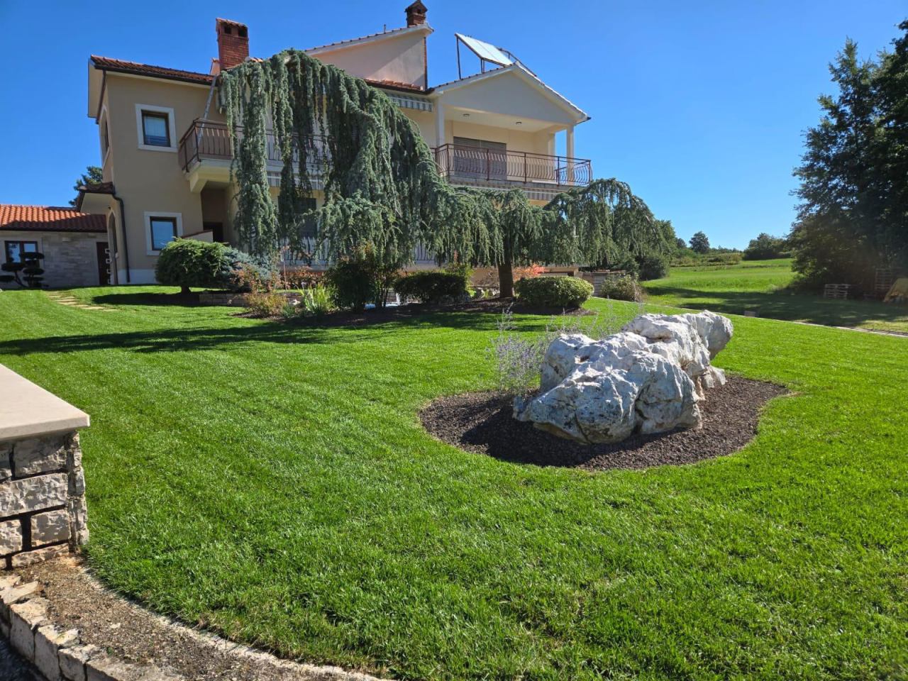 ČIŠĆENJE I ODRŽAVANJE VILA I APARTMANA