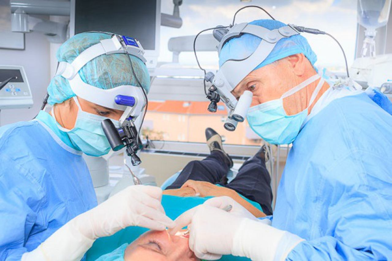 ORALNA KIRURGIJA - VAĐENJE ZUBA