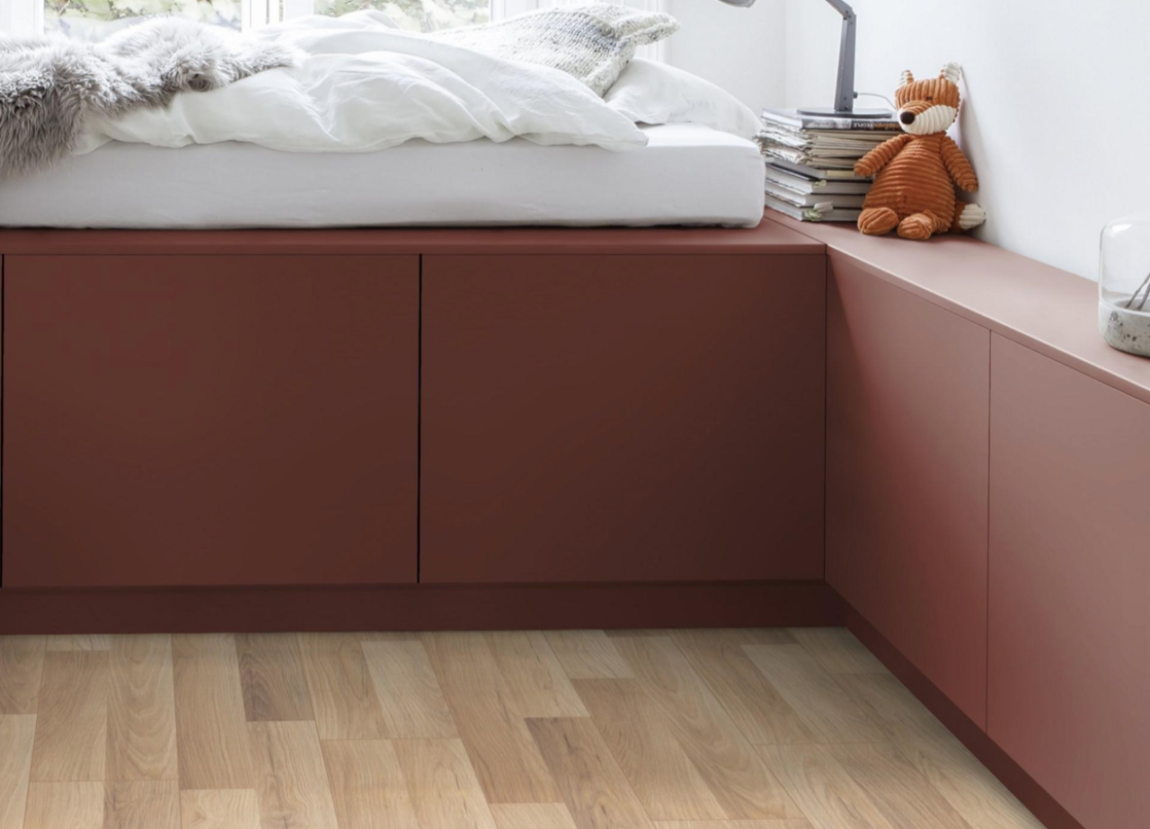 DRVNI MATERIJAL I DEKORI ZA IZRADU NAMJEŠTAJA