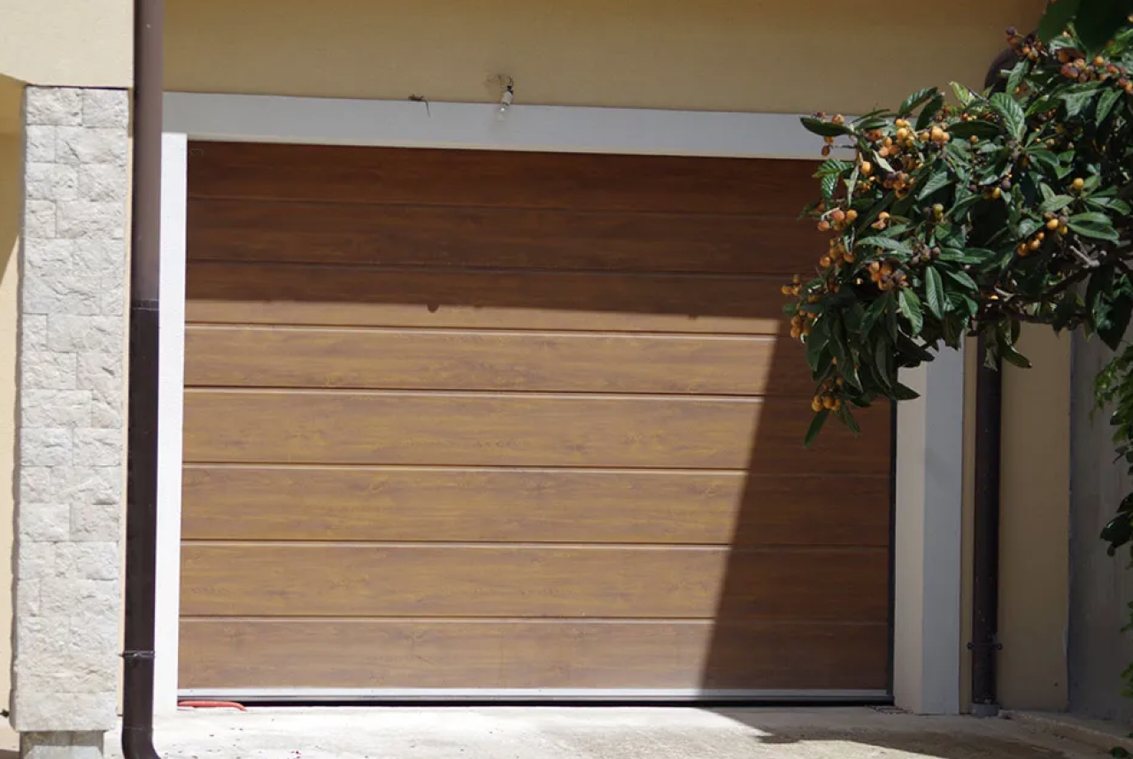 SEKCIJSKA GARAŽNA VRATA