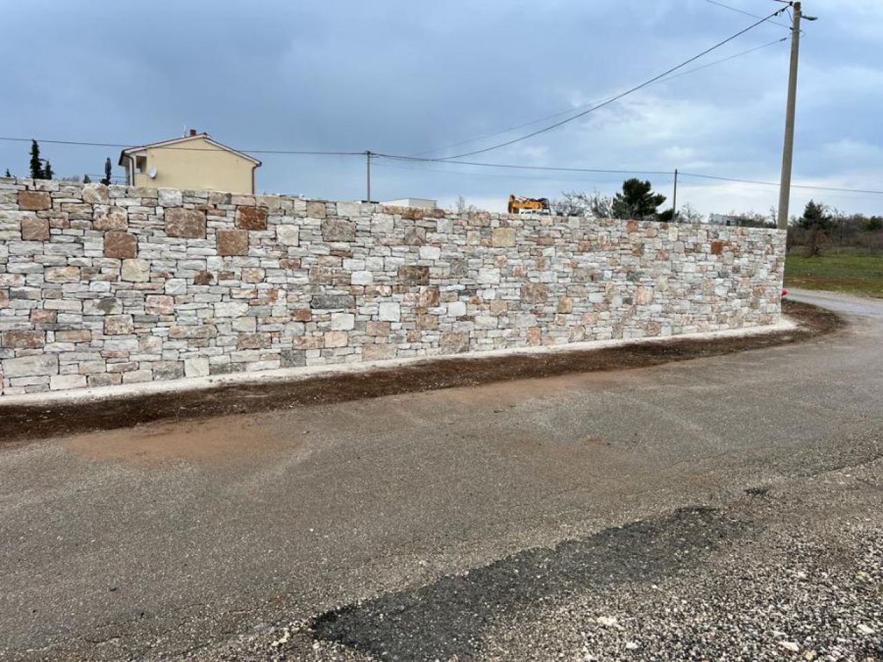 Zidanje kamenih zidova