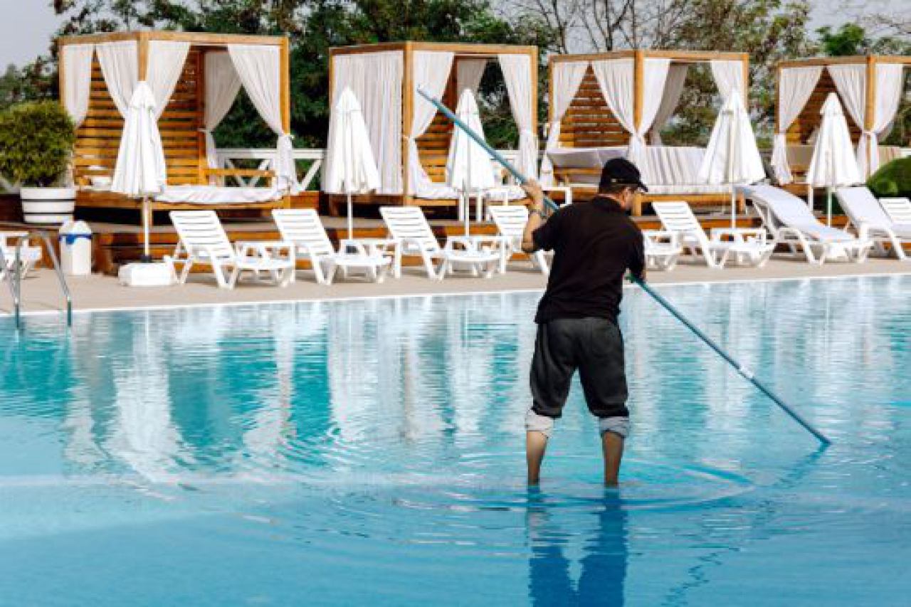 GARDEN AND POOL CLEANING AND MAINTENANCE