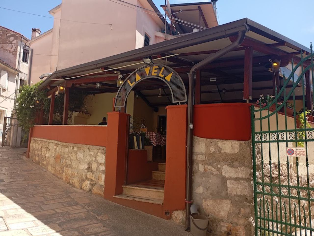 PET FRIENDLY RESTAURANT ROVINJ