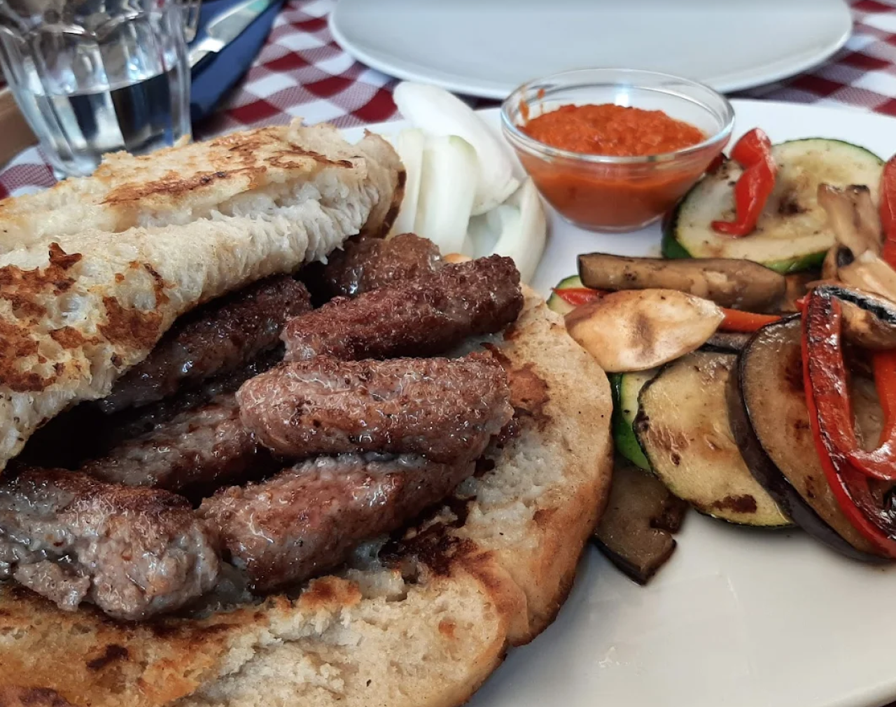 MESNA JELA / MEAT DISHES / FLEISCHGERICHTE / PIATTI DI CARNE