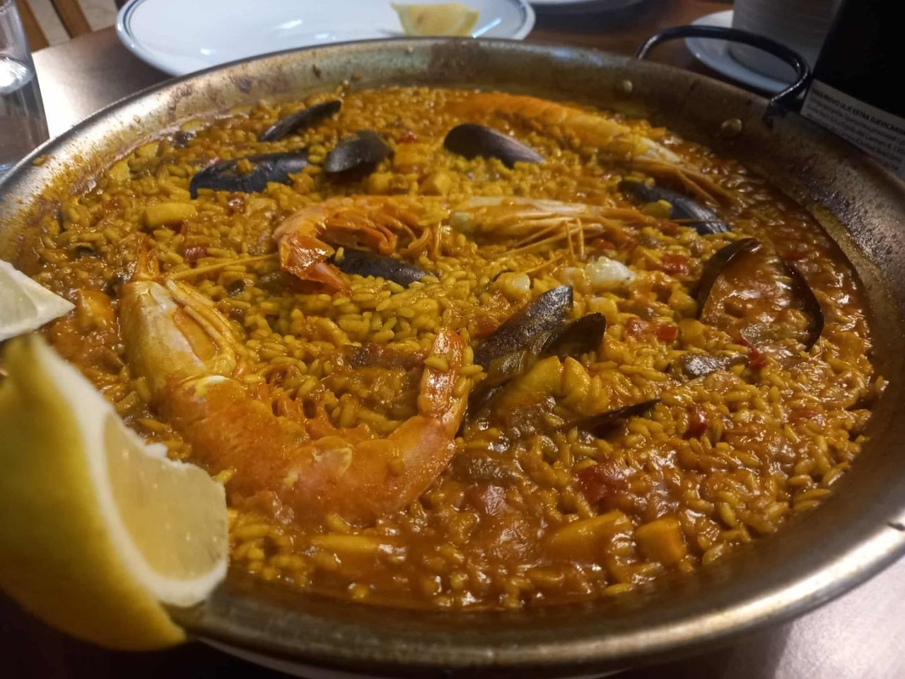 PAELLA, FIDEUA I TAPASI u Taru kraj Poreča