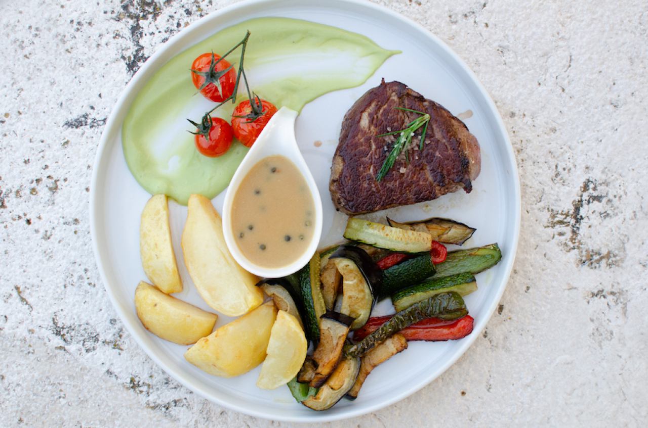 JELA OD MESA | PIATTI DI CARNE | MEAT DISHES | FLEISCHGERICHTE