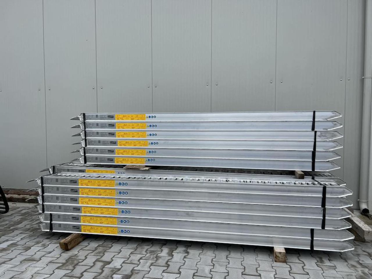 Aluminijske rampe za građevinske strojeve - Različiti modeli i nosivost
