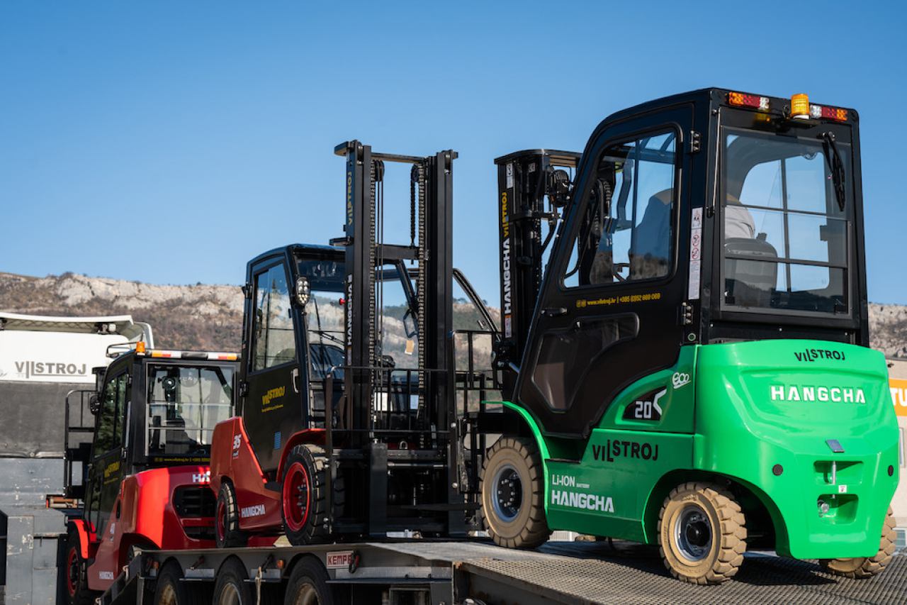 TRANSPORT I MANIPULACIJA TERETA