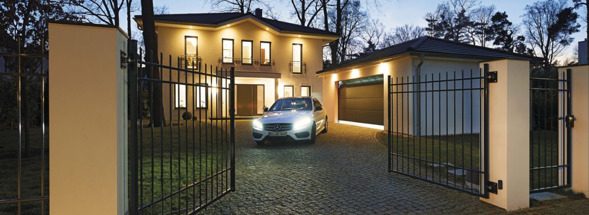 Vrste garažnih vrata: Koja su najbolja za vaš dom? (video)